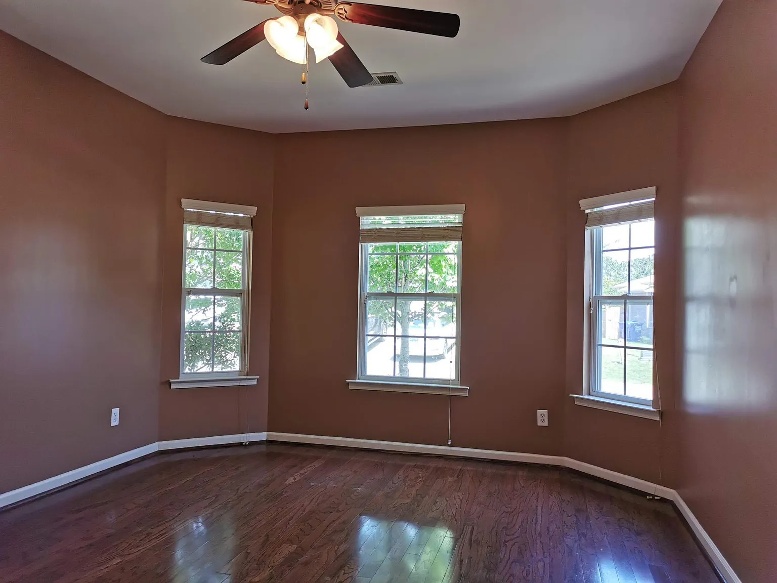 3 bed, 1658 sqft, $1,890 — Photo 3