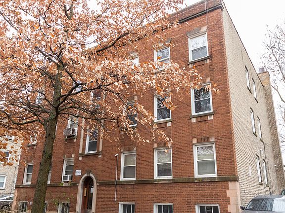 3rd image of 6116 N Hamilton Ave #2N