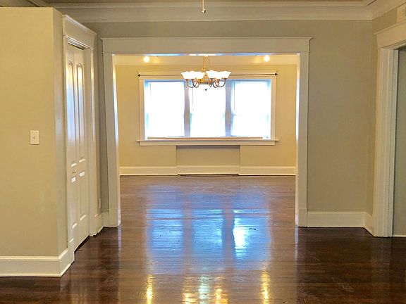 5th image of 914 E 41st St APT 1E