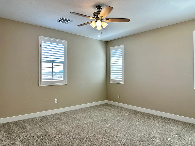 11825 Pandion Ave — Photo 17