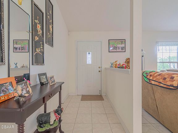 3rd image of 2627 Sabal Palm Dr