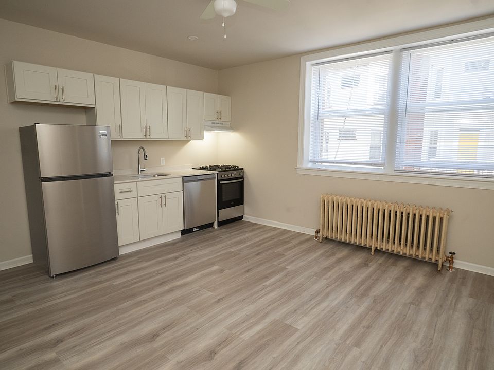 1st image of 4319 Pine St APT 1R