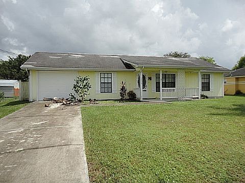 2nd image of 2094 55th St SW