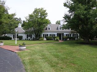 5360 Cleves Warsaw Rd, Cincinnati, OH 45238