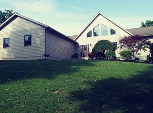 22244 Briar Hill Rd, Senecaville, OH 43780
