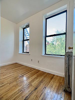 4th image of 220 W 149th St APT 41