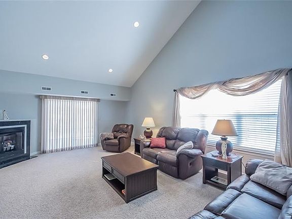 5th image of 2315 Wheatland Cir