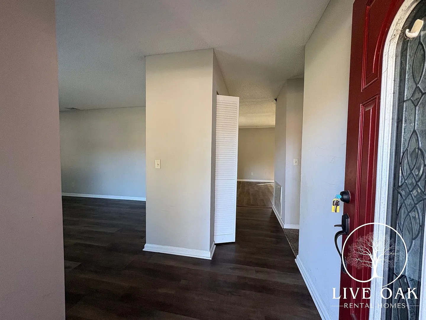 Move In Special: $500 Off 1st Month's Rent — Photo 3