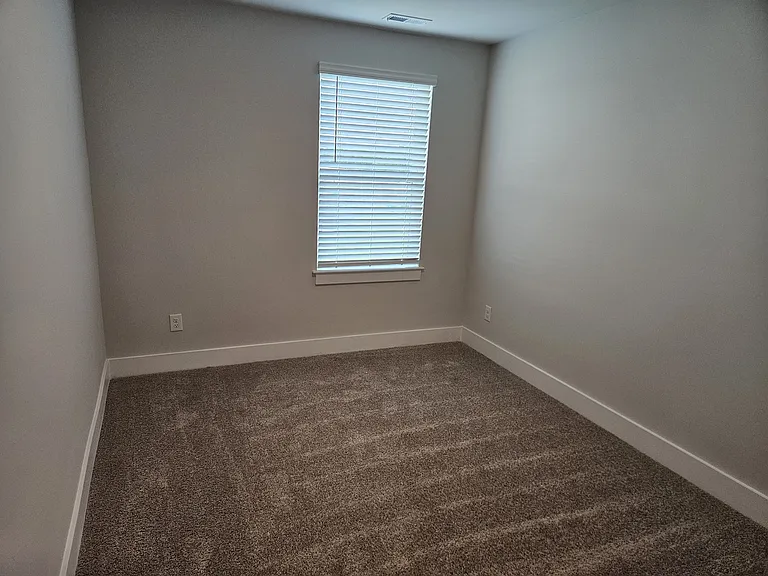 4341 Majesty Dr — Photo 10