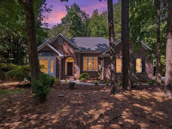 2nd image of 2101 Chicora Wood Dr