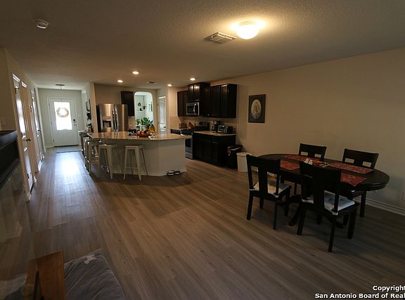 5th image of 5912 Calaveras Way