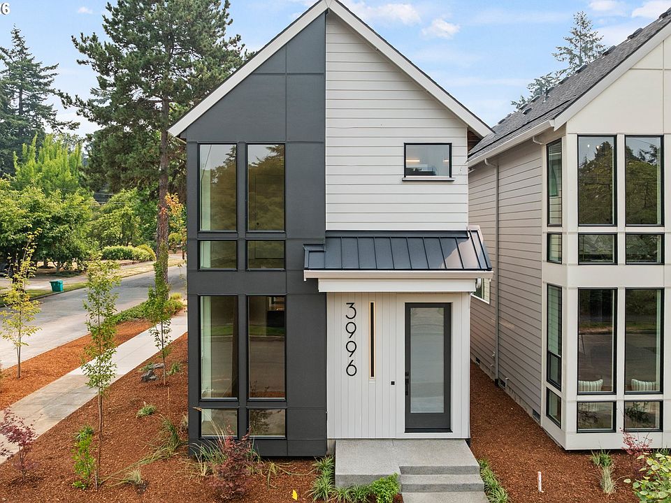 1st image of 3996 NE 35th Ave