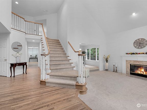3rd image of 15520 30th Avenue SE