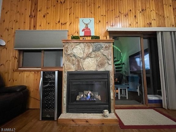 2nd image of 7 Brandywine Ct #4