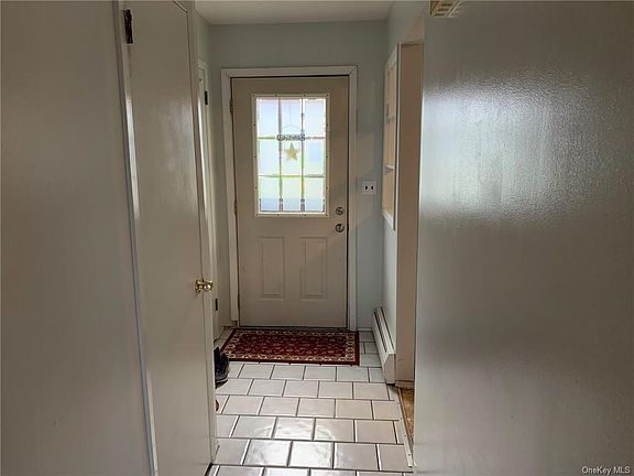 2nd image of 48 Buckingham Ct