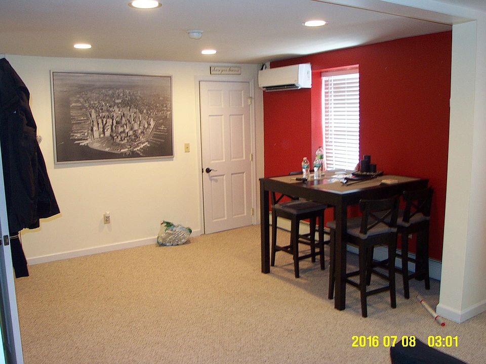 2nd image of 130 E Main St