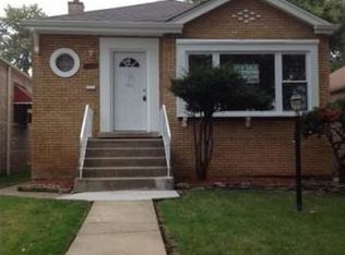 9755 S Ingleside Ave, Chicago, IL