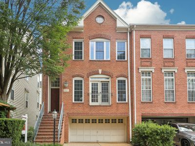 8127 Quinn Ter, Vienna, VA, 22180