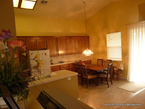 2nd image of 1435 Kerslake Cir