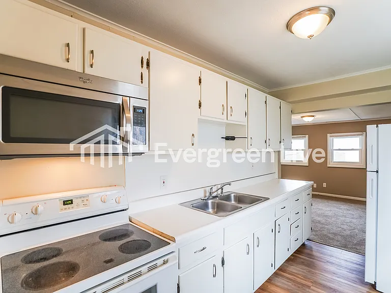 6632 Seward St — Photo 5