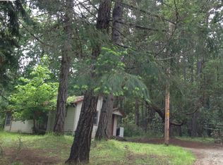 1126 Savage Creek Rd, Grants Pass, OR 97527