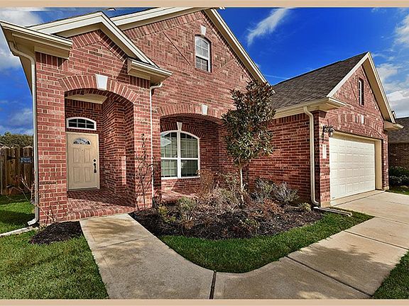 2nd image of 10018 Elkwood Glen Ln