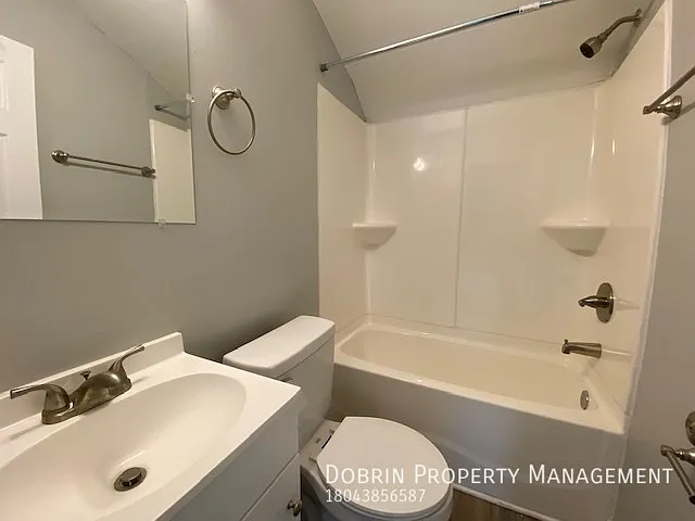 307 W Grace St #1 — Photo 5