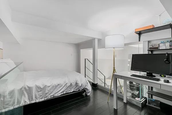 Rented by SERHANT. | media 12