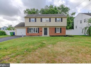 18 Knox Blvd, Marlton, NJ 08053