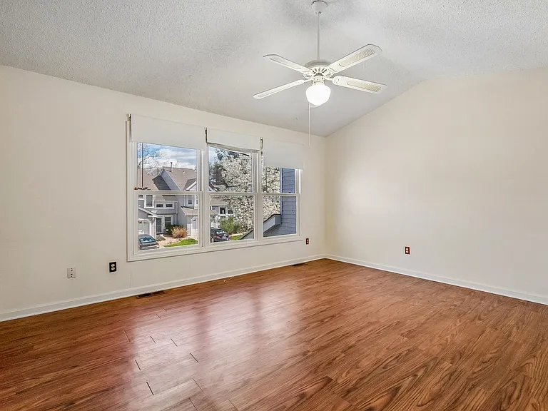 118 Magee Ct — Photo 8