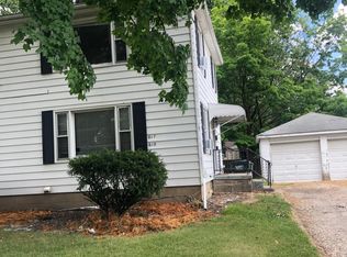 617 E Hopocan Ave, Barberton, OH