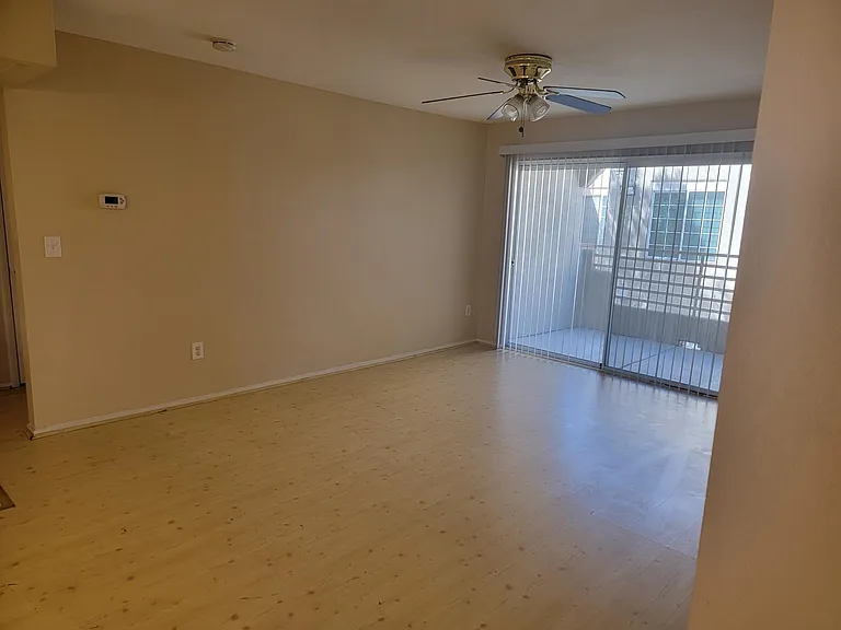1909 Mountain Hills Ct #206 — Photo 14