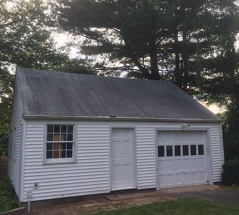 Oversized one car garage