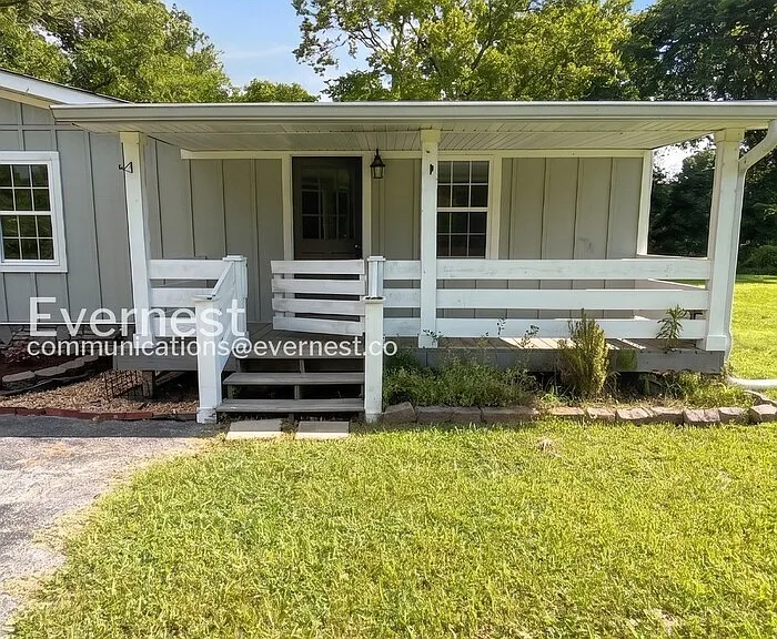 736 Hancock Rd — Photo 1