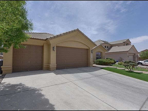 3rd image of 6352 Franklin Summit Dr
