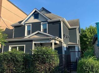 108 Queenston St #2, Saint Catharines, ON L2R 2Z3