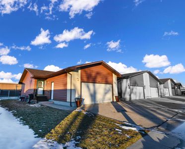 24 24th St W, Williston, ND, 58801