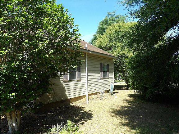 4th image of 220 S Ainsley St
