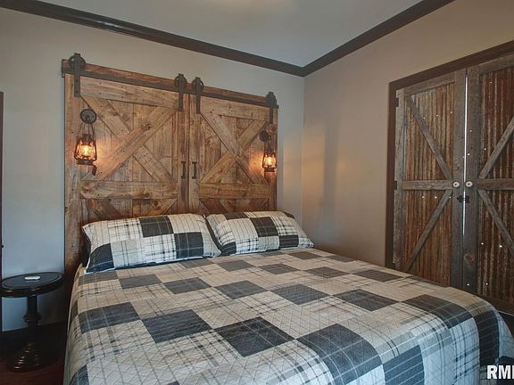 5th image of 1108 S 48th St