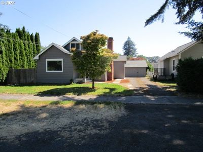 290 N 6th St, Saint Helens, OR, 97051