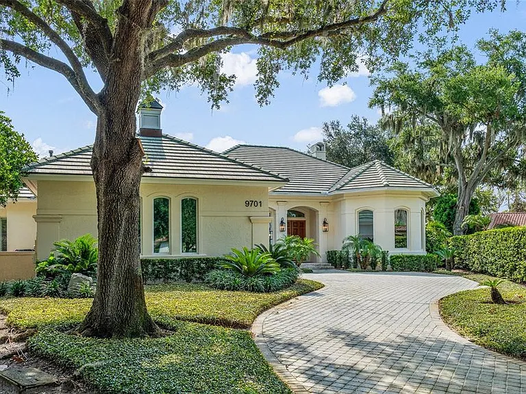 9701 Lake Isleworth Ct — Photo 42