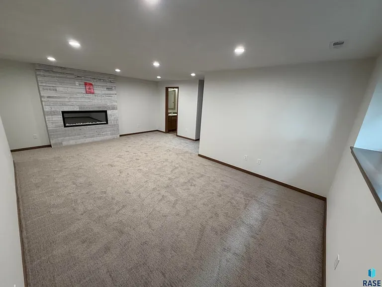 3415 S Heather Ave #1 — Photo 5