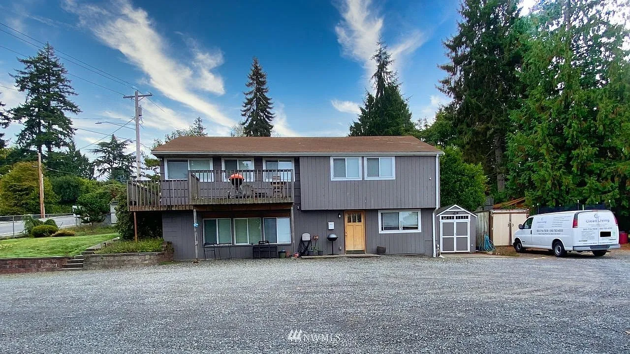 4724 84th Street SW photo 1