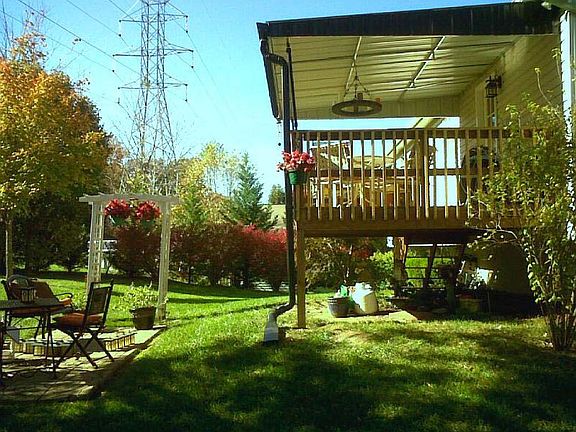 5th image of 4506 Castleman Ln