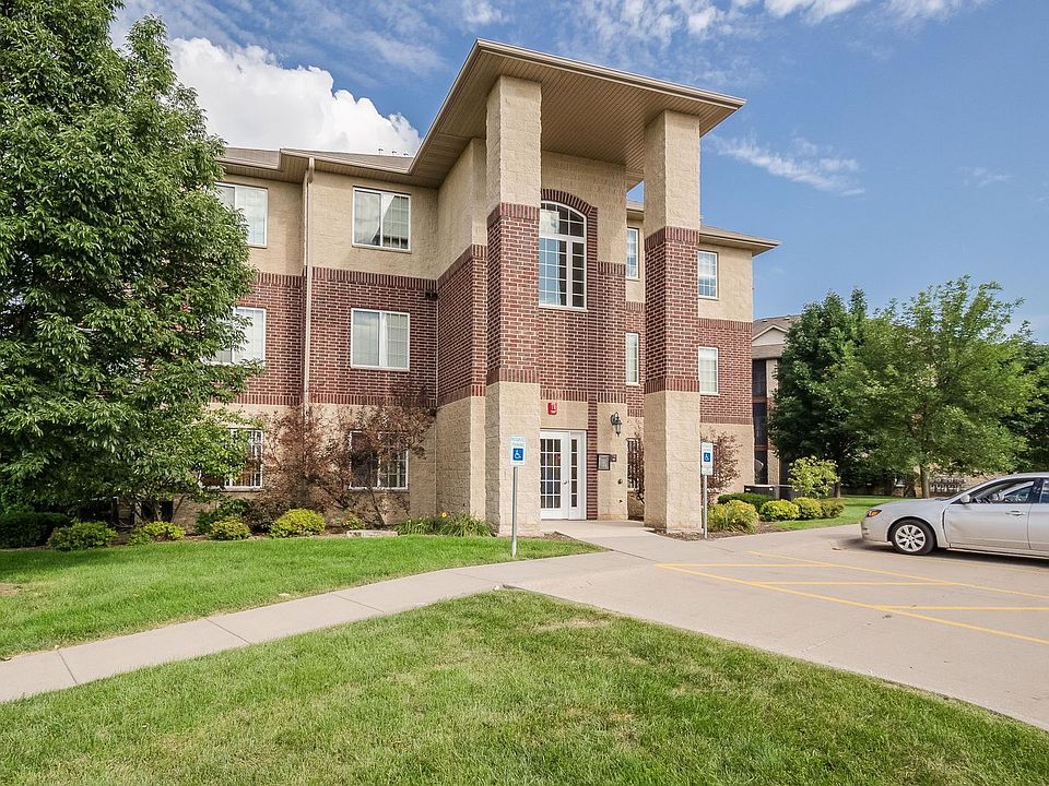 1st image of 440 Bradley Pl Unit 12
