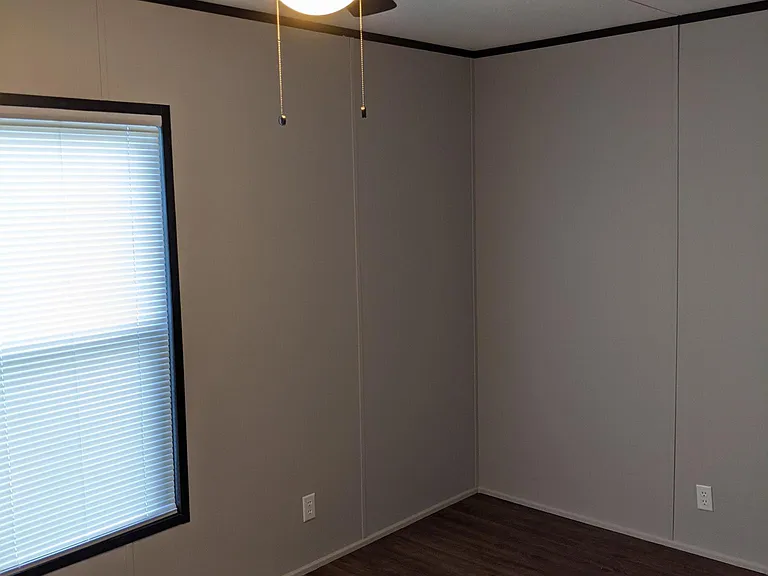 Secondary bedroom 2