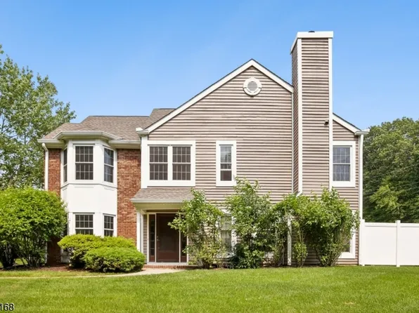 85 Laurel Wood Ct, Rockaway, NJ 07866