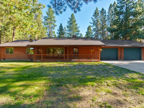 19425 River Woods Dr, Bend, OR 97702