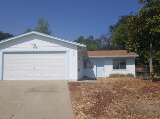 1090 Fallon Ct, Redding, CA 96003