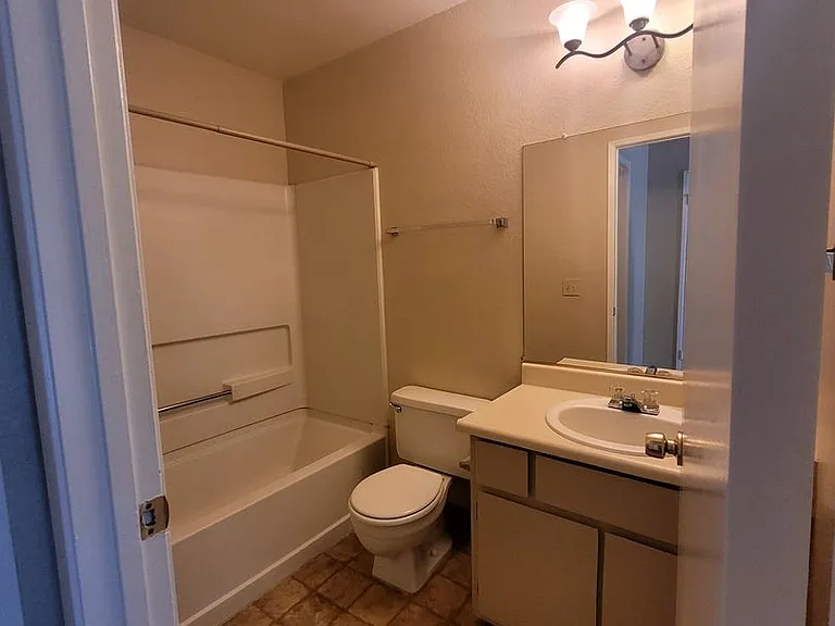 3941 Madison Ave #200 — Photo 27